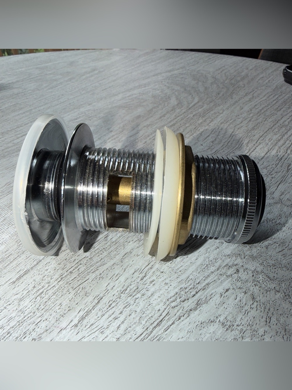 Pop-up Drain Assembly With Round Cover Chrome Brass Grohe or HANSGROHE